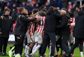 מהומה בין סטוק סיטי להאל סיטי (צילום: Nigel French - PA Images)