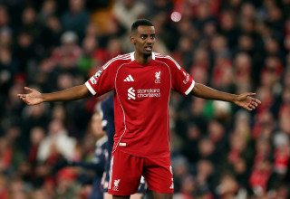 אלכסנדר איסק שחקן ליברפול מאוכזב (צילום: רויטרס)