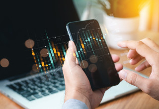 מתחילים להשקיע? הנה הטעויות שעלולות לעלות לכם ביוקר (צילום: Shutterstock)