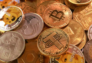 מטבעות קריפטו (צילום: REUTERS/Dado Ruvic/Illustration/File Photo)