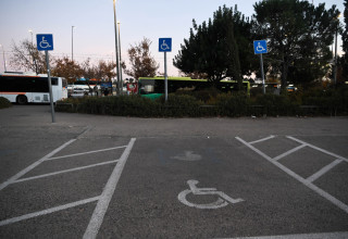 חניית נכה (צילום: אריה ליב אברמס, פלאש 90)