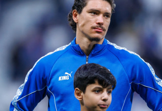 דרווין נונייס במדי אל הילאל (צילום: GettyImages, Abdullah Ahmed)