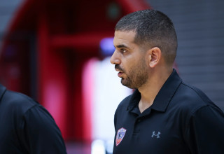 מאמן עירוני קרית אתא אלדד בנטוב (צילום: מאור אלקסלסי)