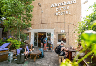 אברהם הוסטלס (צילום: יח"צ)