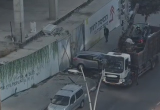 נהג משאית מועך רכבים (צילום: רשתות חברתיות, שימוש לפי סעיף 27 א')