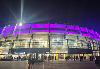 היכל מנורה מבטחים הואר בסגול (צילום: אתר רשמי, היכלי הספורט)