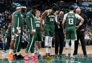 יאניס אנטטוקומפו, שחקן מילווקי (צילום: GettyImages, Patrick McDermott)