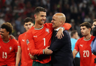 רוברטו מרטינס וכריסטיאנו רונאלדו (צילום: Lars Baron / Staff)