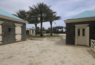 אחוזתו של ג'פרי אפשטיין (צילום: צילום מסך רשת X)