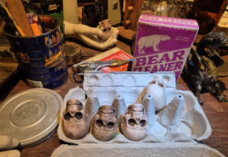 תערוכת האמנות של ג׳וני דפ מגיעה ליפן (צילום: שרון לוקסנבורג)