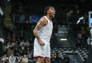 כריס ג'ונס שחקן הפועל תל אביב (צילום: GettyImages, Fabio Patamia)