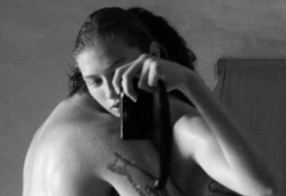 דורית רבליס בתמונת עירום זוגית עם דודי חסון (צילום: מתוך אינסטגרם)