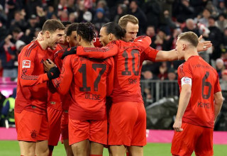 שחקני באיירן חוגגים (צילום: Alexander Hassenstein / Staff)