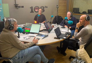 דני דבורין באולפן עם משה פרימו, אורי אוזן ואבי נמני (צילום: 103FM)