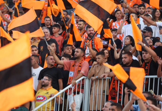 אוהדי בני יהודה (צילום: קובי אליהו)