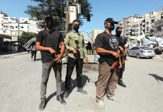 מחבלי חמאס בעזה (צילום: רויטרס)