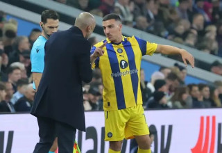 נותן גב. לאזטיץ' ודוידה (צילום: אודי ציטיאט)