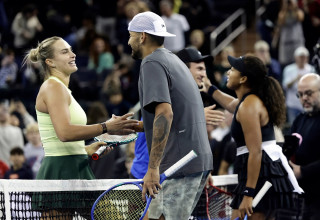ניק קיריוס עם ארינה סבאלנקה (צילום: GettyImages, Adam Hunger)