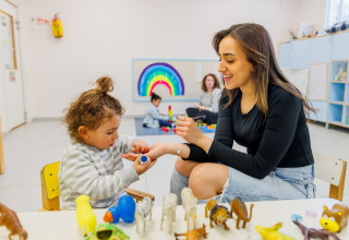 פעילות במסגרת מעון יום תקשורתי של אלוט (צילום: שלומי מזרחי)