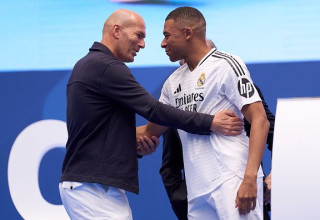 קיליאן אמבפה וזינדין זידאן (צילום: Diego Souto)