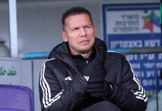 מאמן מכבי חיפה ברק בכר (צילום: מאור אלקסלסי)