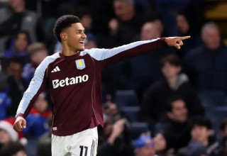 צמד מכריע. ווטקינס (צילום: רויטרס)