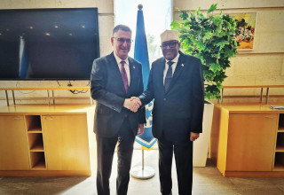 נשיא סומלילנד וגדעון סער (צילום: דוברות)