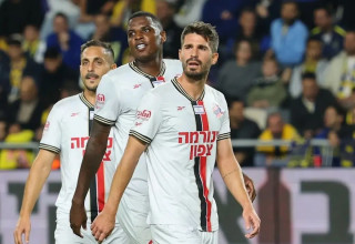 שחקני הפועל חיפה, נאור סבג, ברונו רמירז, דור מלול (צילום: אודי ציטיאט)