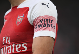 חולצה של ארסנל, ספונסר Visit Rwanda (צילום: GettyImages, Matthew Ashton - AMA)