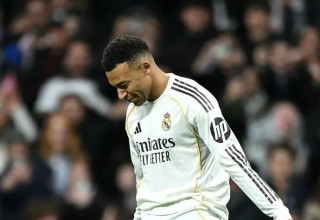 טוב שהפרק הזה נגמר, ועכשיו יכול להתרכז בדברים אחרים. אמבפה (צילום: GettyImages)