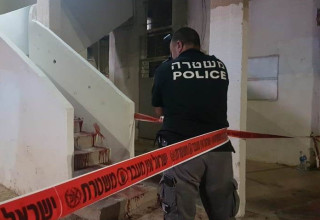 משטרה בזירת רצח. אילוסטרציה  (צילום: דוברות המשטרה)