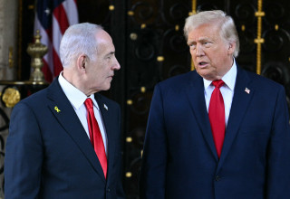 בנימין נתניהו ודונלד טראמפ (צילום: Jim WATSON / AFP via Getty Images)