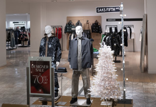 חנות הבגדים סאק'ס בשדרה החמישית בניו יורק (צילום: גטיאימג'ס)