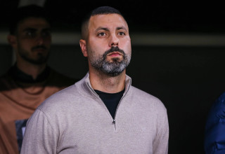 גל אראל מאמן הפועל חיפה (צילום: מאור אלקסלסי)