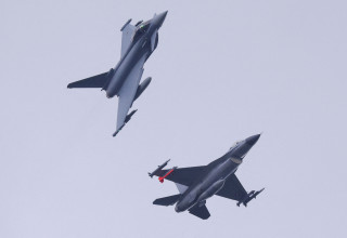 מטוסים של נאט"ו (צילום: רויטרס)