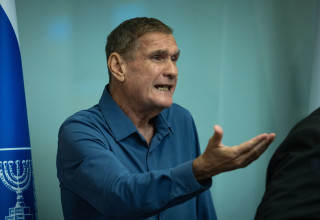 חיים רמון (צילום: יונתן זינדל, פלאש 90)