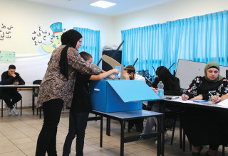 קלפי: הצבעה לבחירות בטייבה, 1.11.22 (צילום: ג'מאל עוואד, פלאש 90)