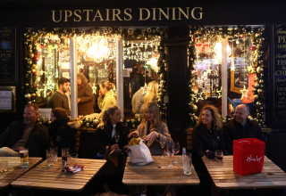 פאב בבריטניה (צילום: רויטרס)