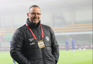 נסך ביטחון. בן שמעון (צילום: אודי ציטיאט)