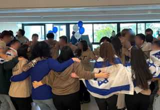 העולים החדשים (צילום: באדיבות צופים גרעין צבר)