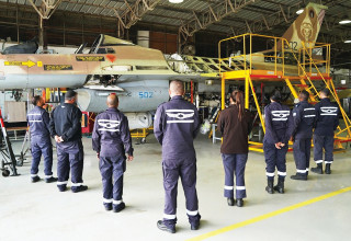 יא"א 22, יחידת האחזקה האווירית של חיל האוויר (צילום: דובר צה"ל)