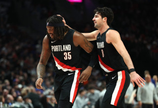 שחקני פורטלנד טריילבלייזרס, דני אבדיה, רוברט וויליאמס (צילום: רויטרס)