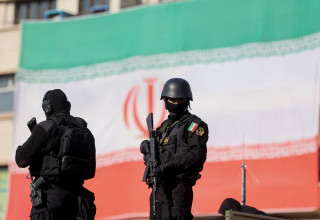 כוחות הביטחון באיראן (צילום: רויטרס)