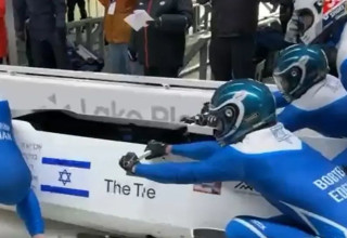 נבחרת ישראל במזחלות שלג (צילום: ווארד פוארסה)