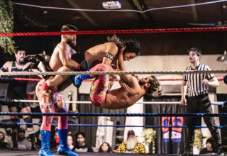 לא כל יום נותנים לשני מתאבקים צעירים אחריות כזו בפרויקט בסדר גודל כזה (צילום: רסלינג ישראל)