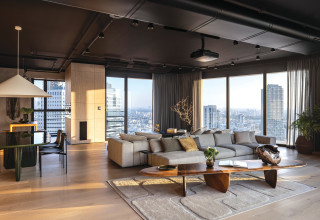 הרצפה הקרה הופכת לנעימה (צילום: עמית גירון)