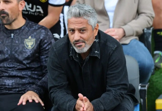 מאמן בית"ר ירושלים, ברק יצחקי (צילום: אודי ציטיאט)