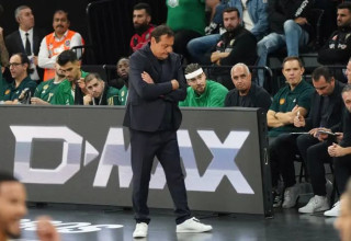 עצבני, ולא בפעם הראשונה. עתמאן (צילום: GettyImages, Seskim Photo/MB Media)