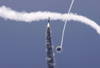 שיגור כיפת ברזל (צילום:  JACK GUEZ/AFP via Getty Images)