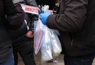 בקבוקי התינוקות מהאסון בירושלים (צילום: מרק ישראל סלם)